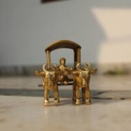 Pure Brass Bullock Cart Showpiece with Indian villager - Image 3