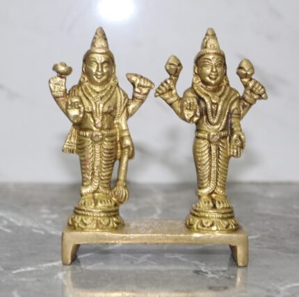 Brass Statue Vishnu Lakshmi Idol 470 gm