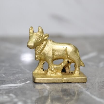 Brass Kamdhenu Cow and Calf Idol – 60 gm